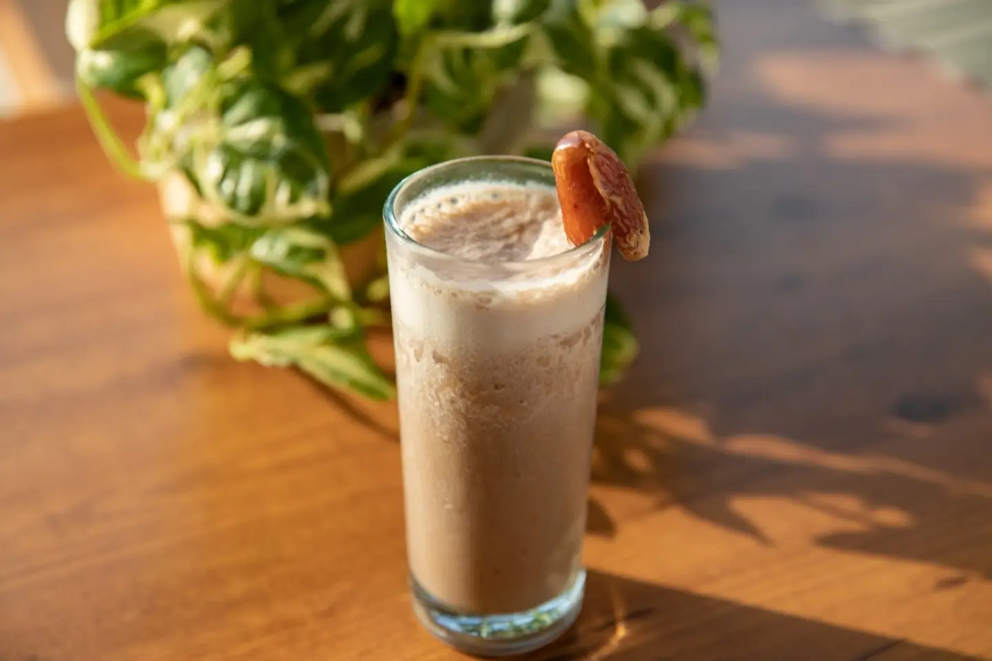 Banana On A Date Smoothie