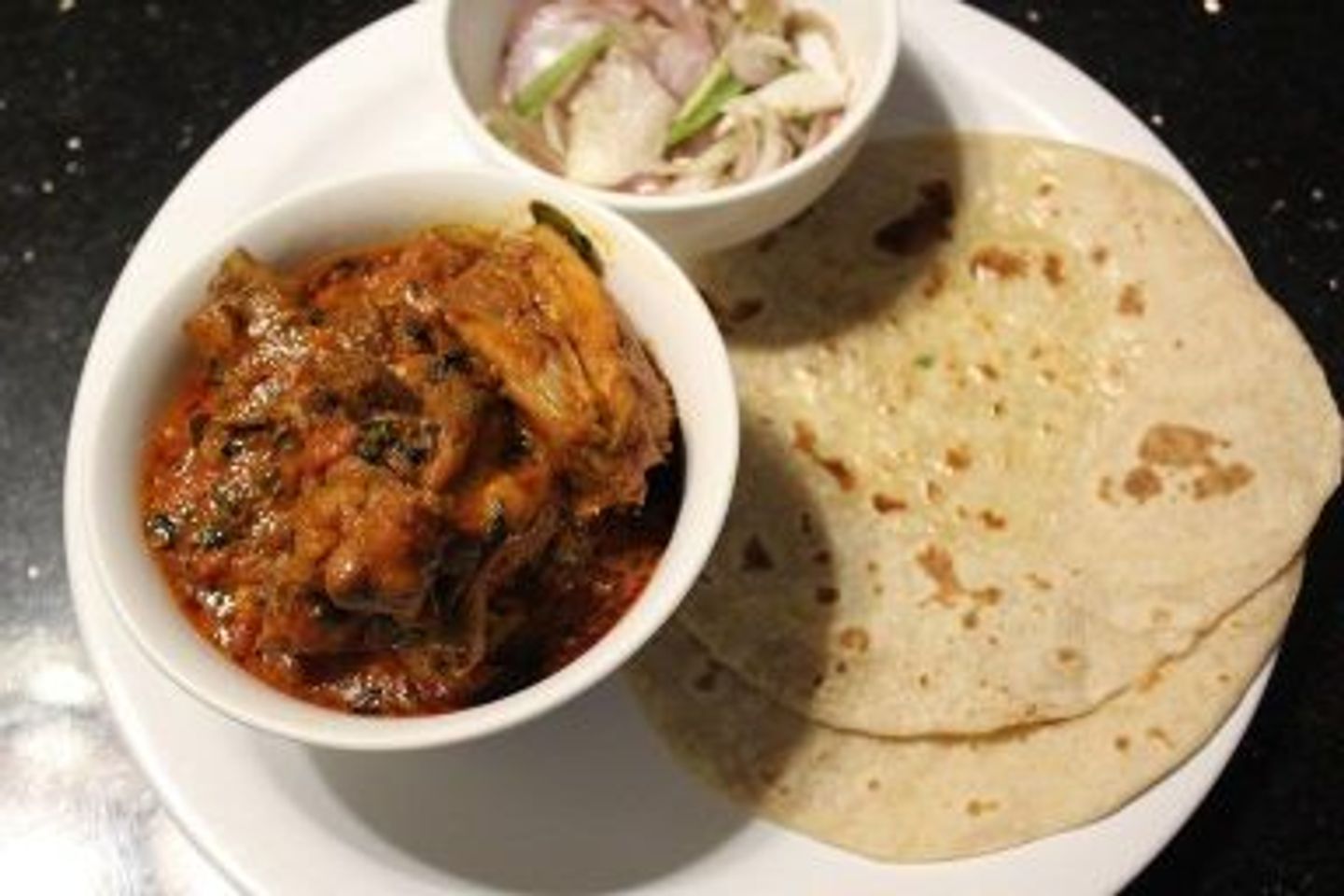 تشباتي دجاج بالكاري وروتي ودال