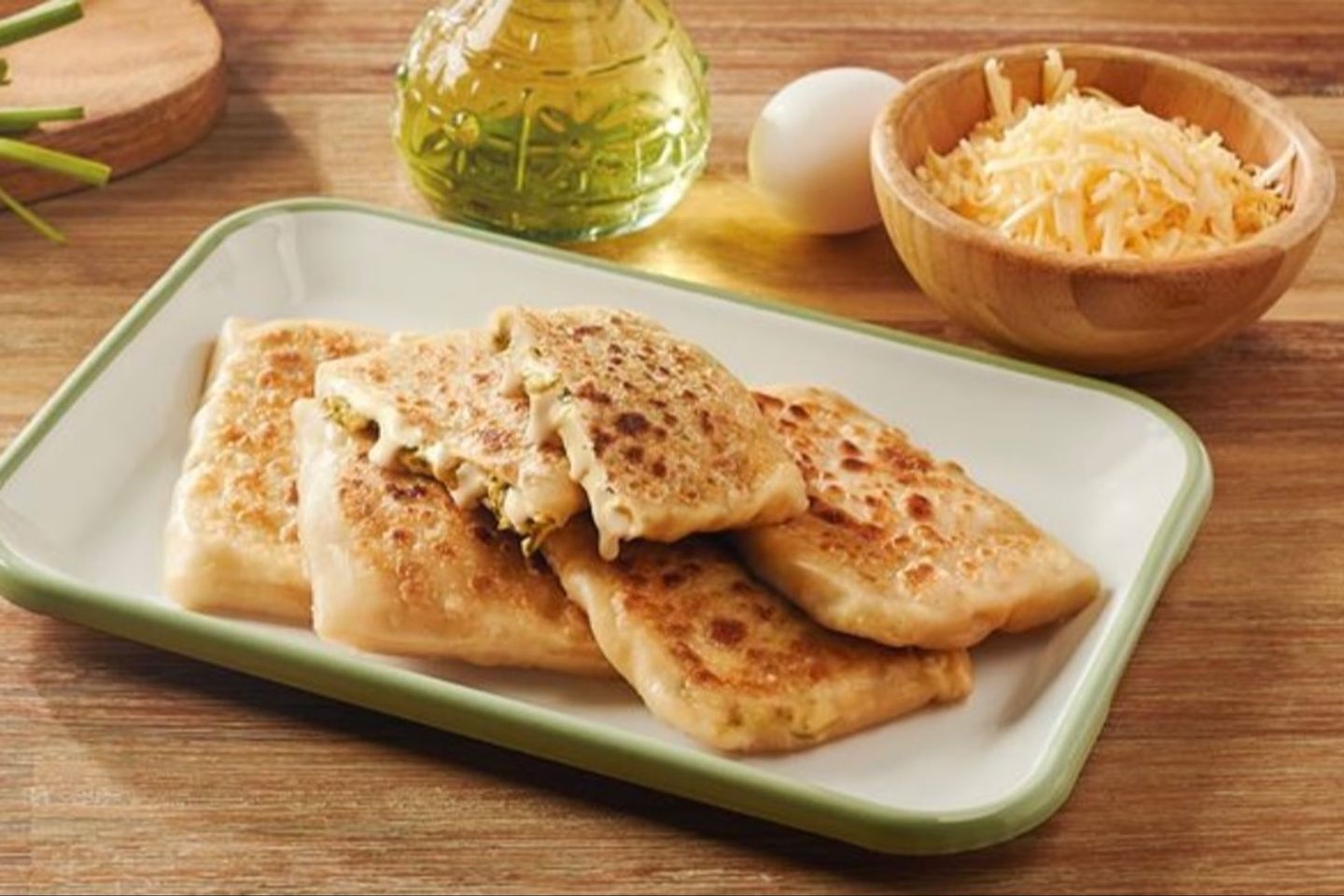 Mutabbaq Vegetables And Kraft Cheese