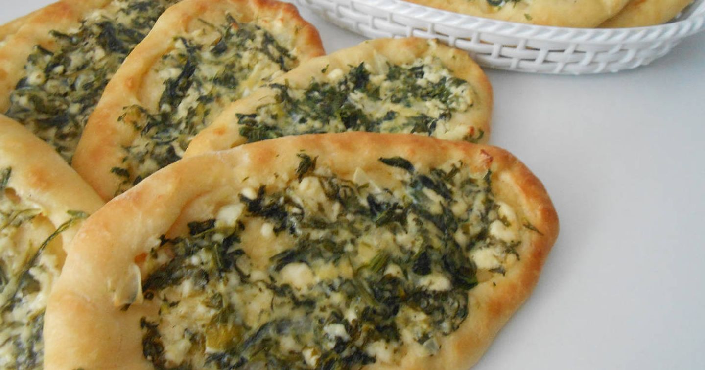 فطيرة سبانخ مع الجبن