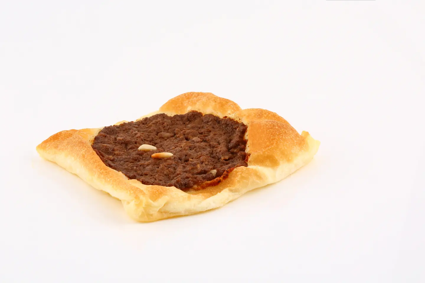 فطيرة لحم بالعجين