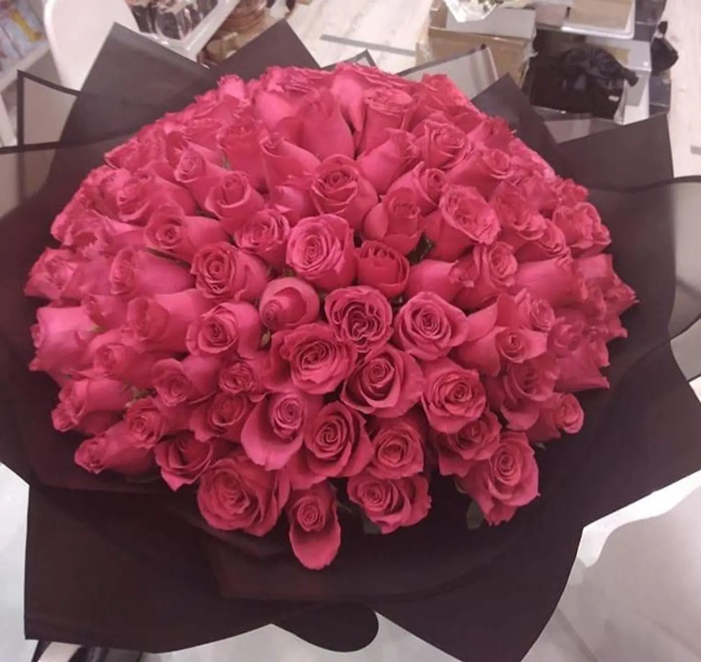 Huge Bouquet With Pink Roses