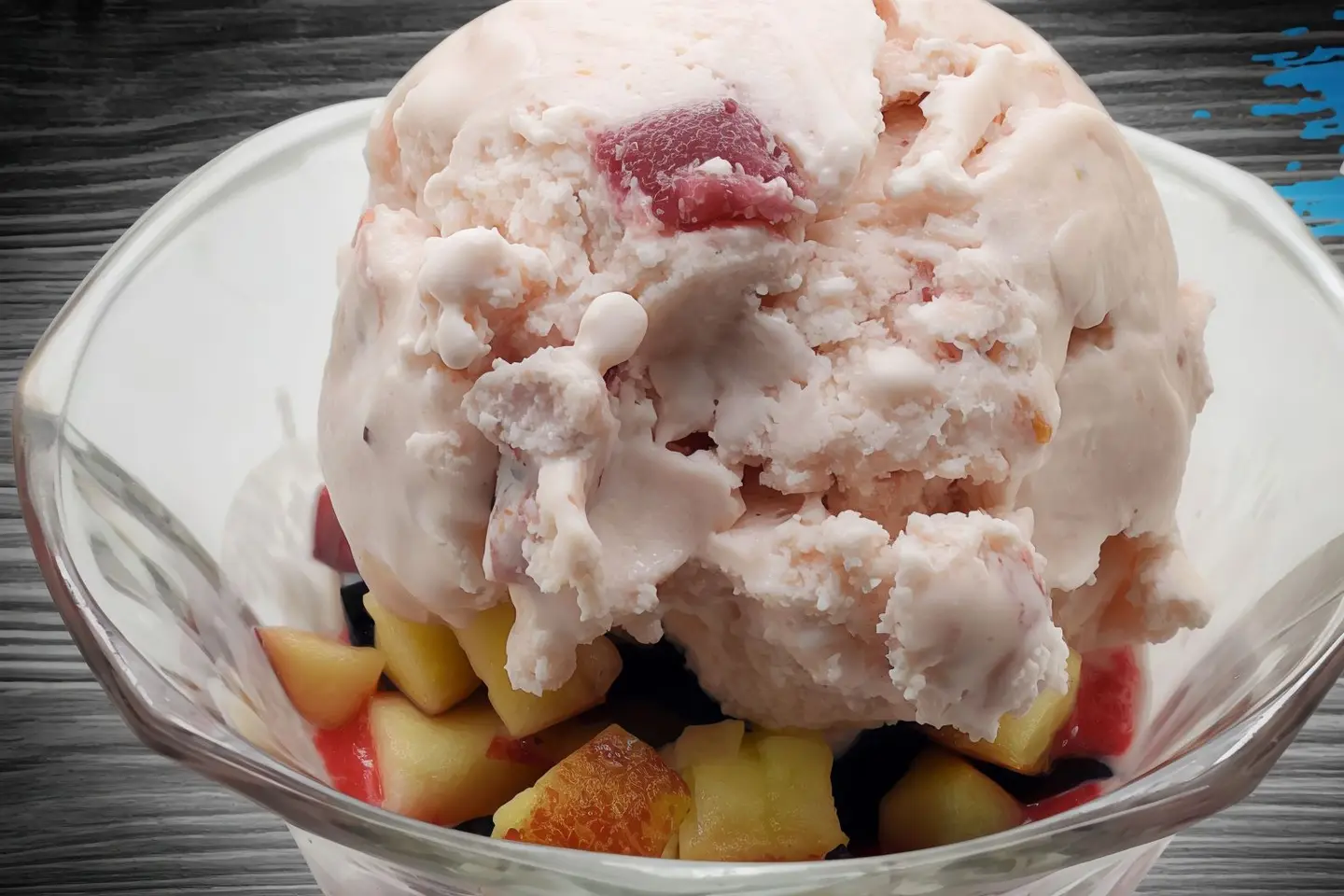 Fruits Salad With Ice Cream
