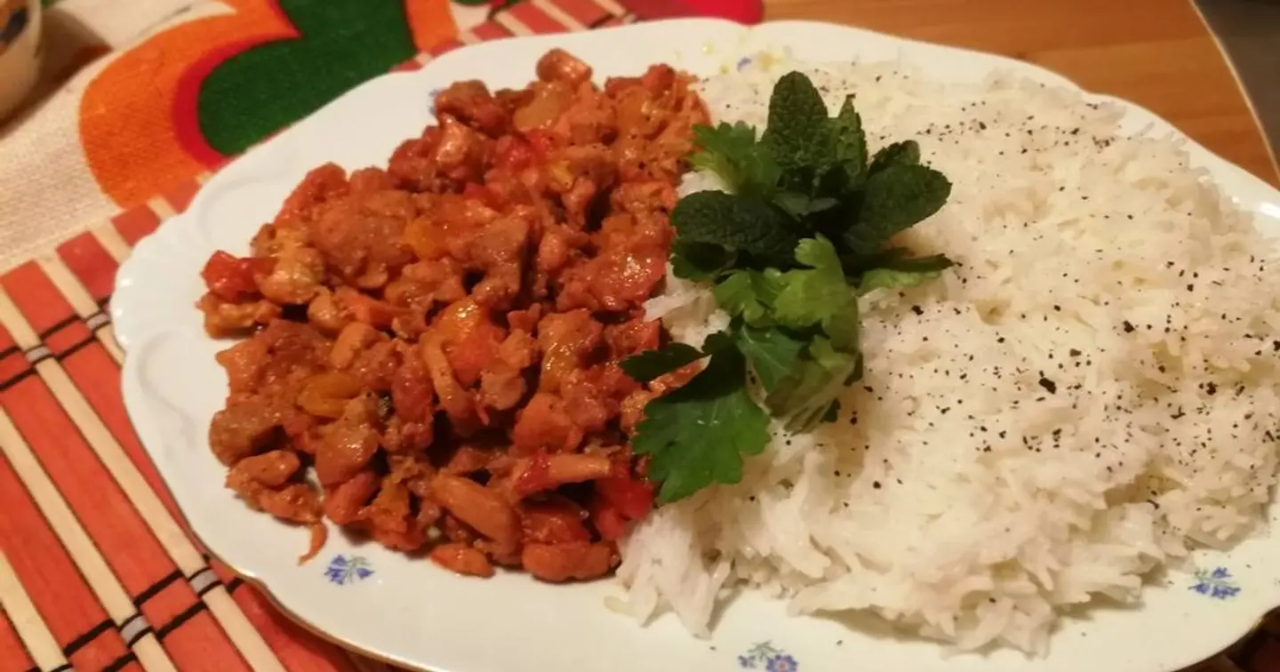 Rice With Liver And Kidneys With Sauce