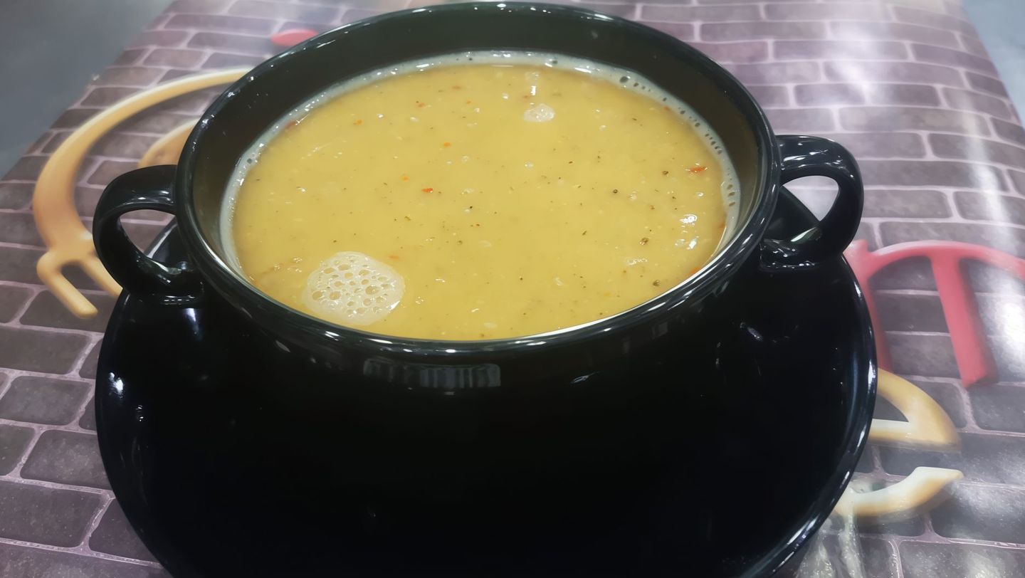 شوربة عدس