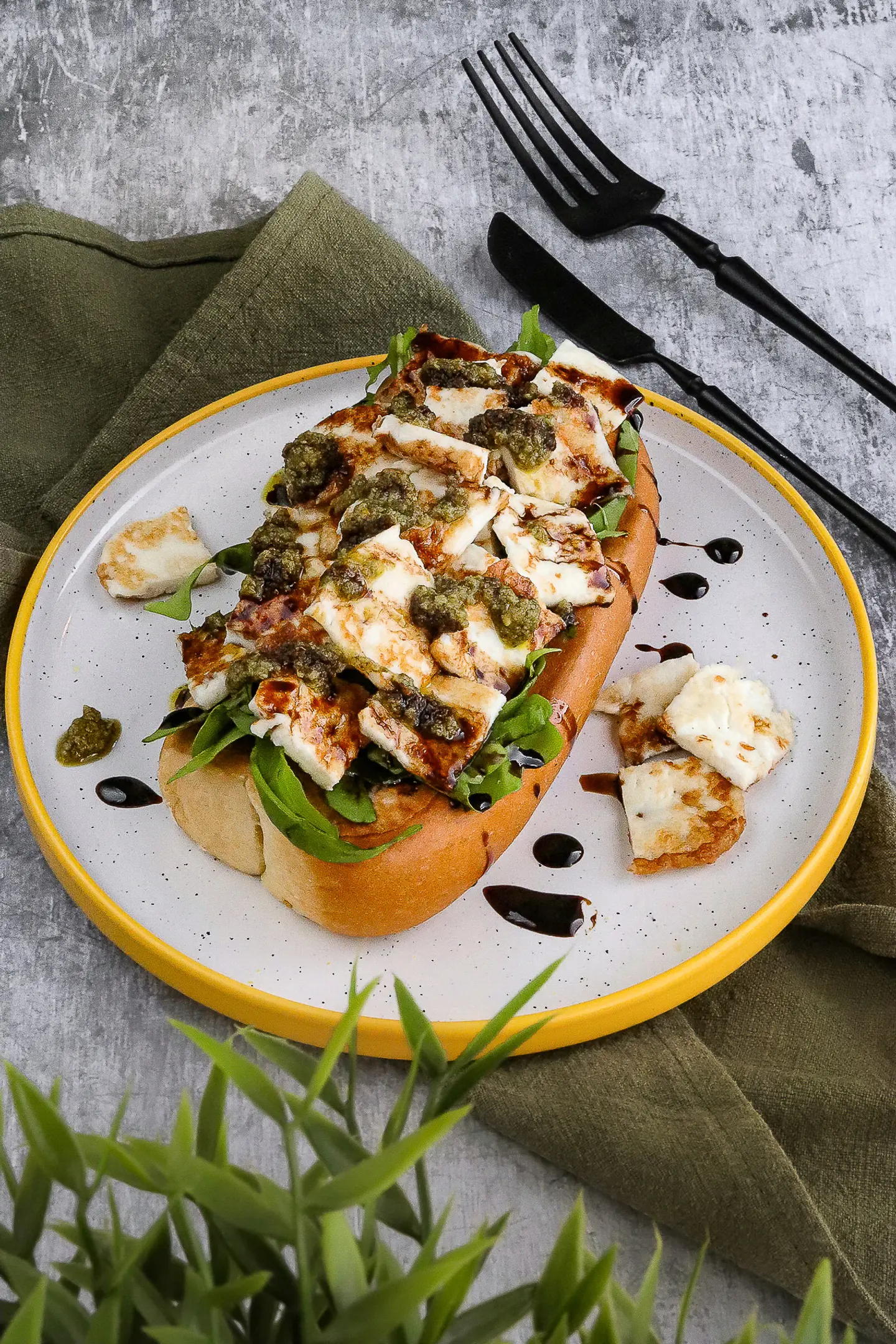 Grilled Halloumi Pesto