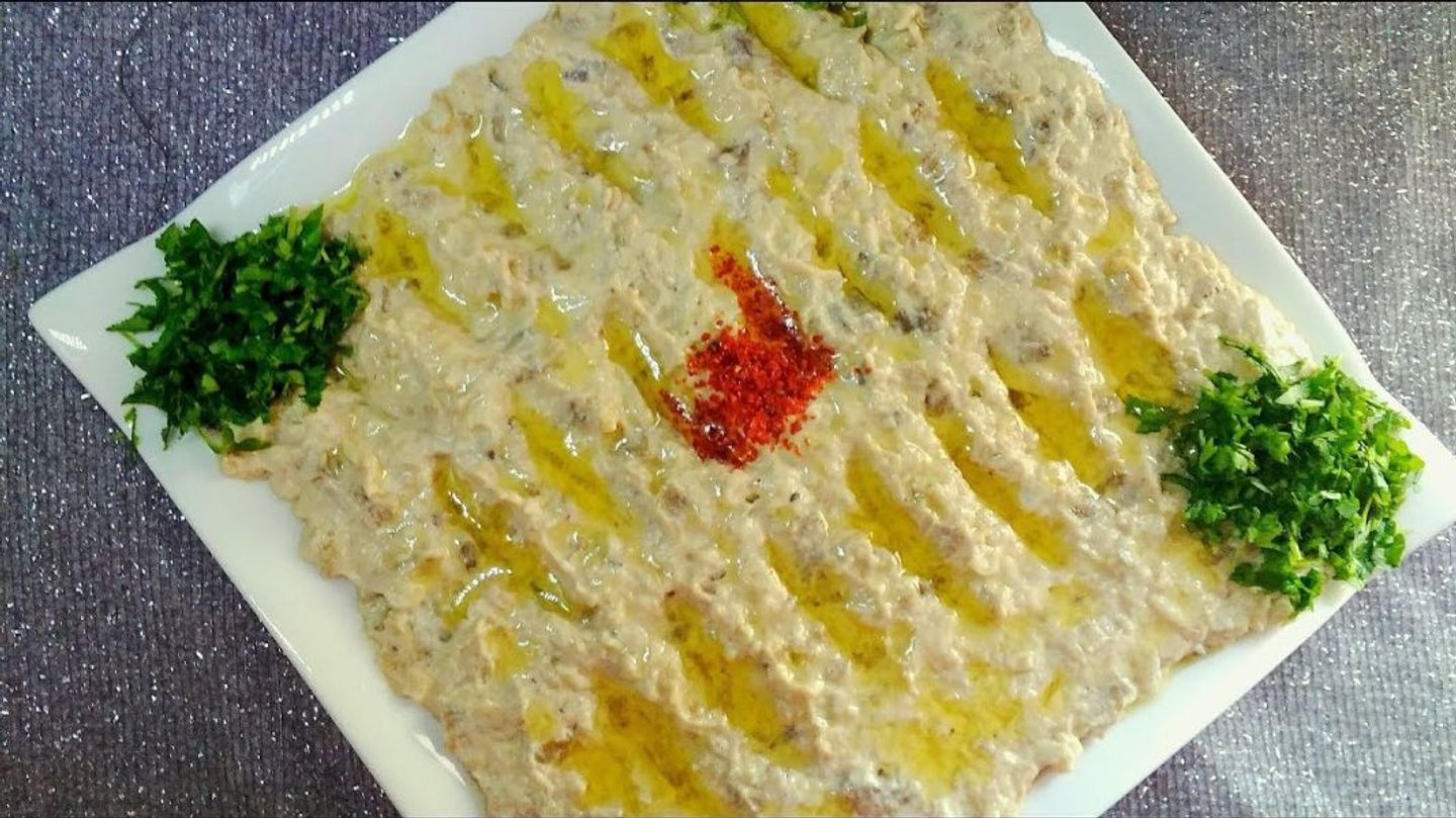 صحن متبل