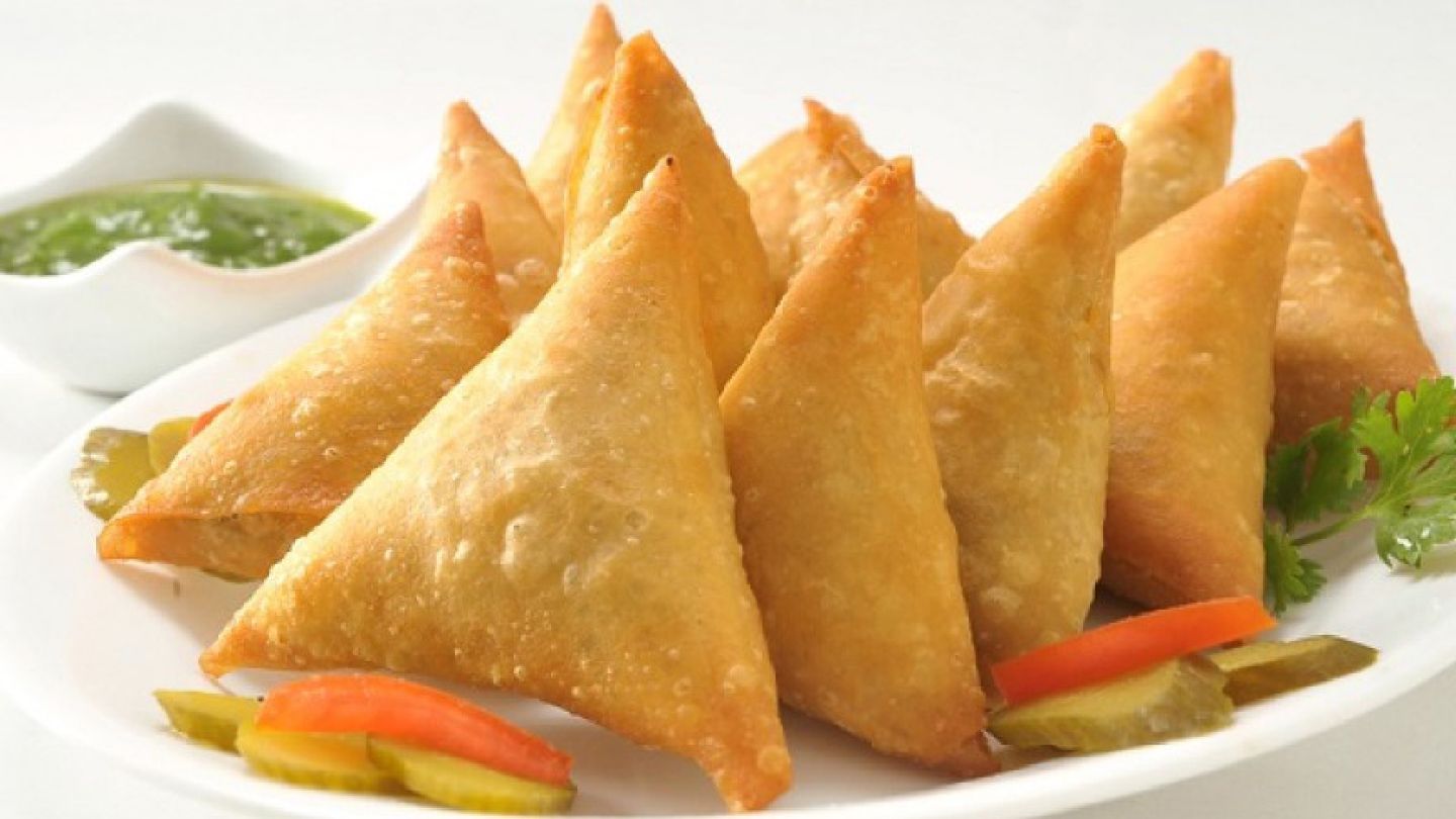 صحن سمبوسة لحم حبة