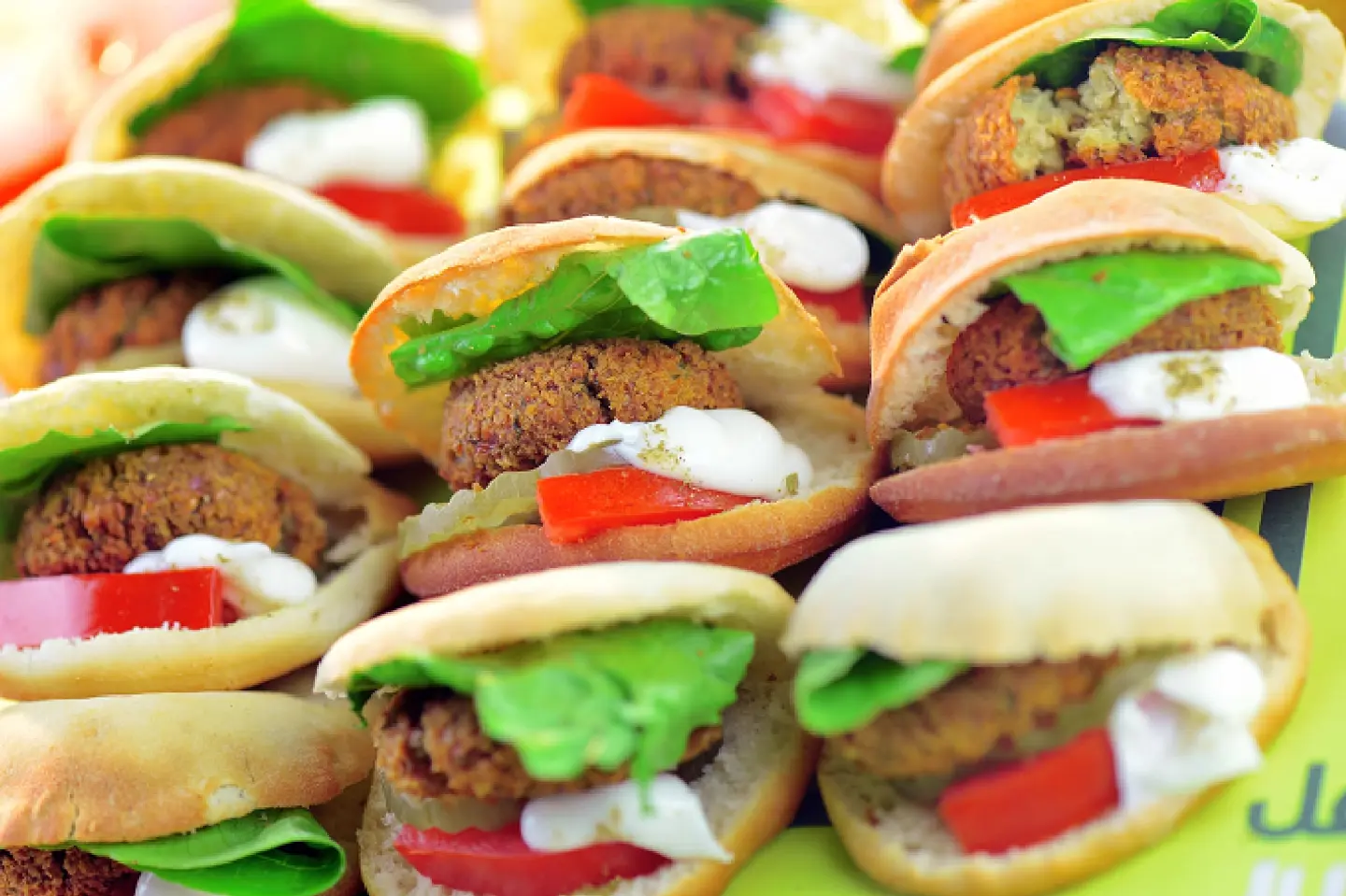 صحن ميني فلافل حبة