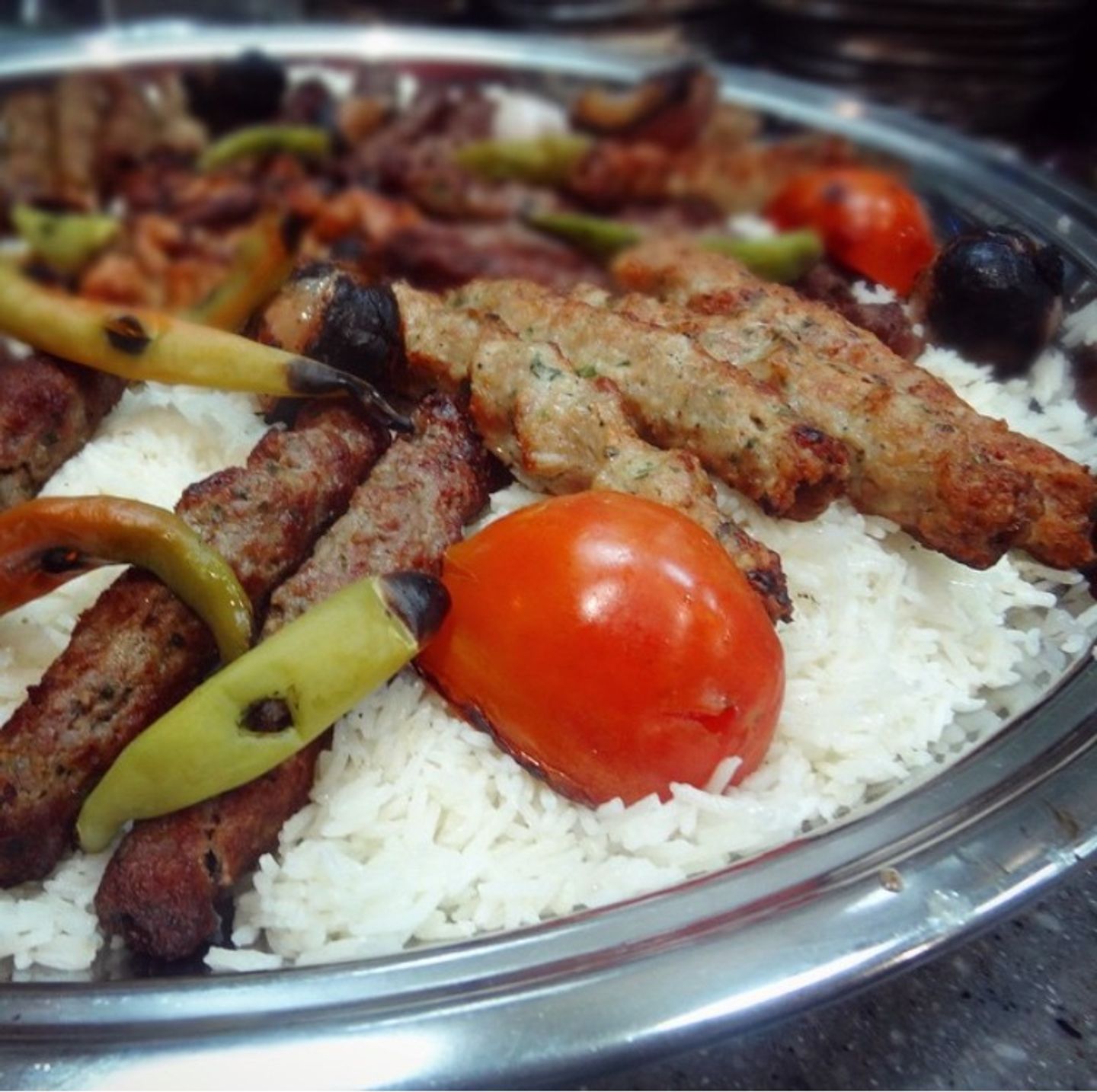 عرض وجبة منشو العائلية  - صغير