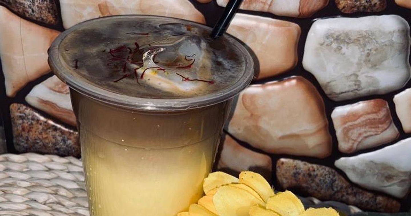 ايس زعفران لاتيه