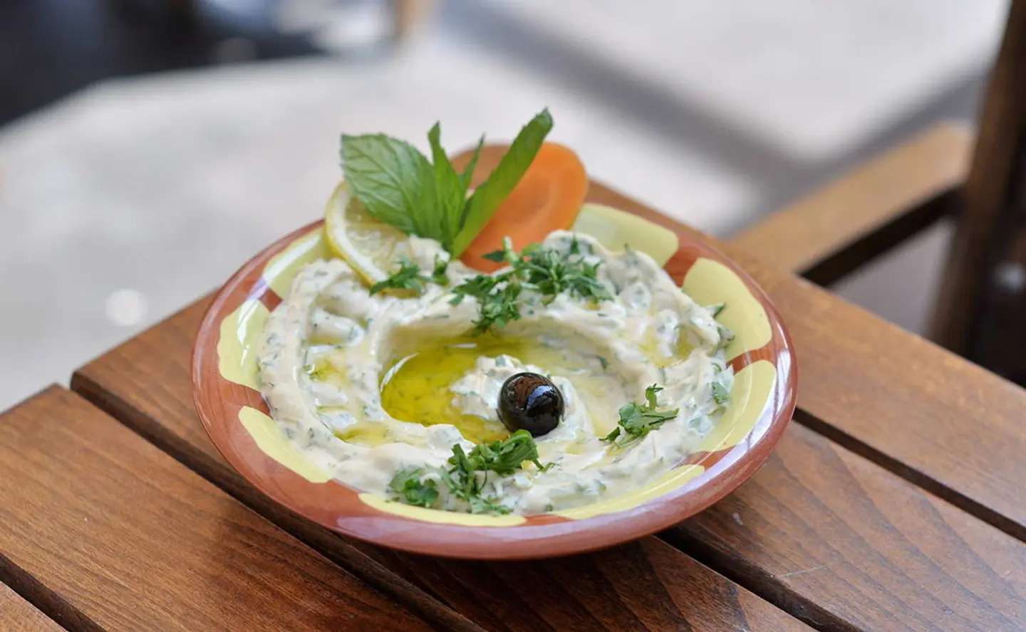 Hummus Beiruti
