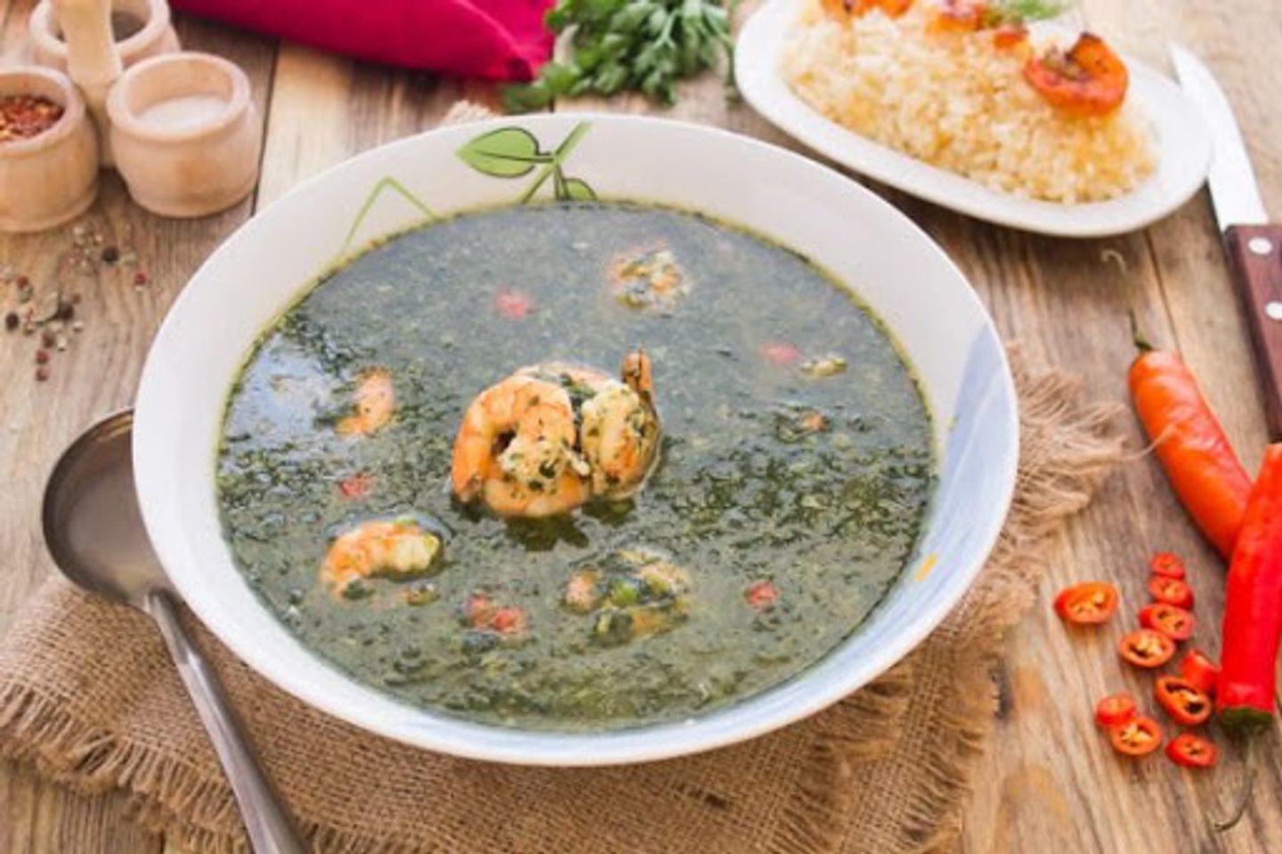 طاجن ملوخية مع الروبيان