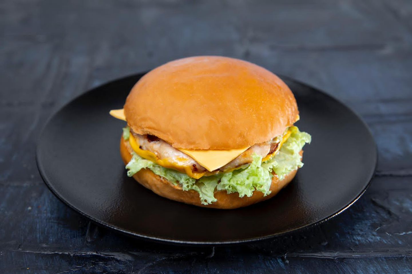 Grilled Chicken Burger With Potato Bread