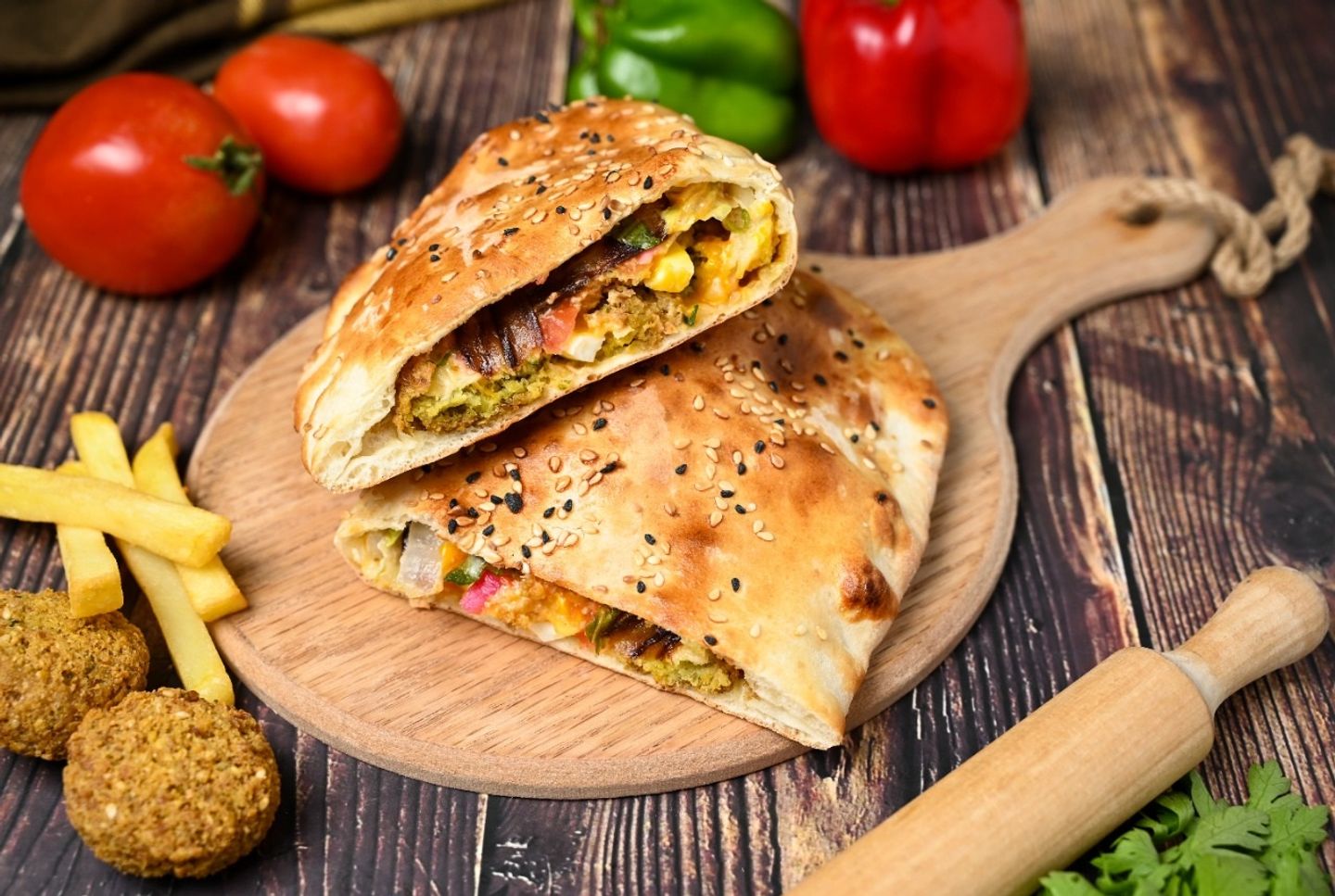 فطيرة فلافل بالجبن