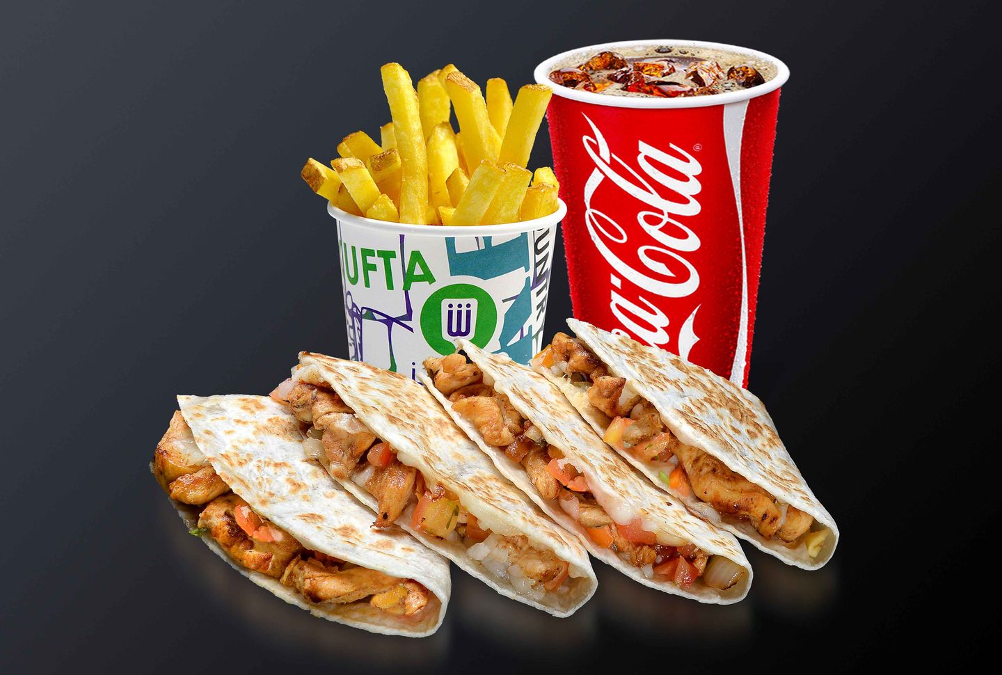 تشكن كاساديا وجبة
