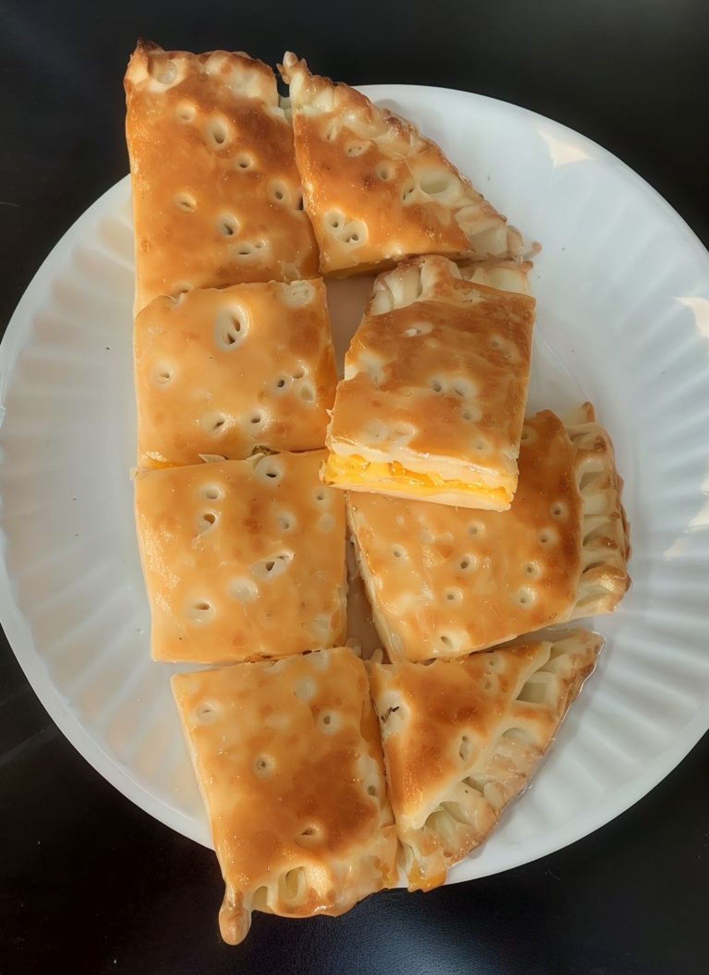 جبنه شيدر وموزاريلا
