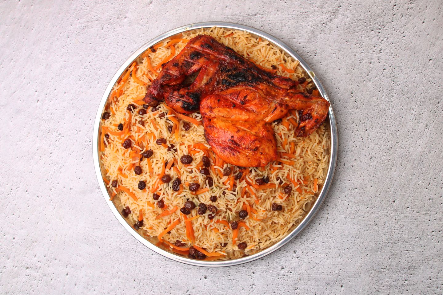 حبة دجاج على الفحم مع رز