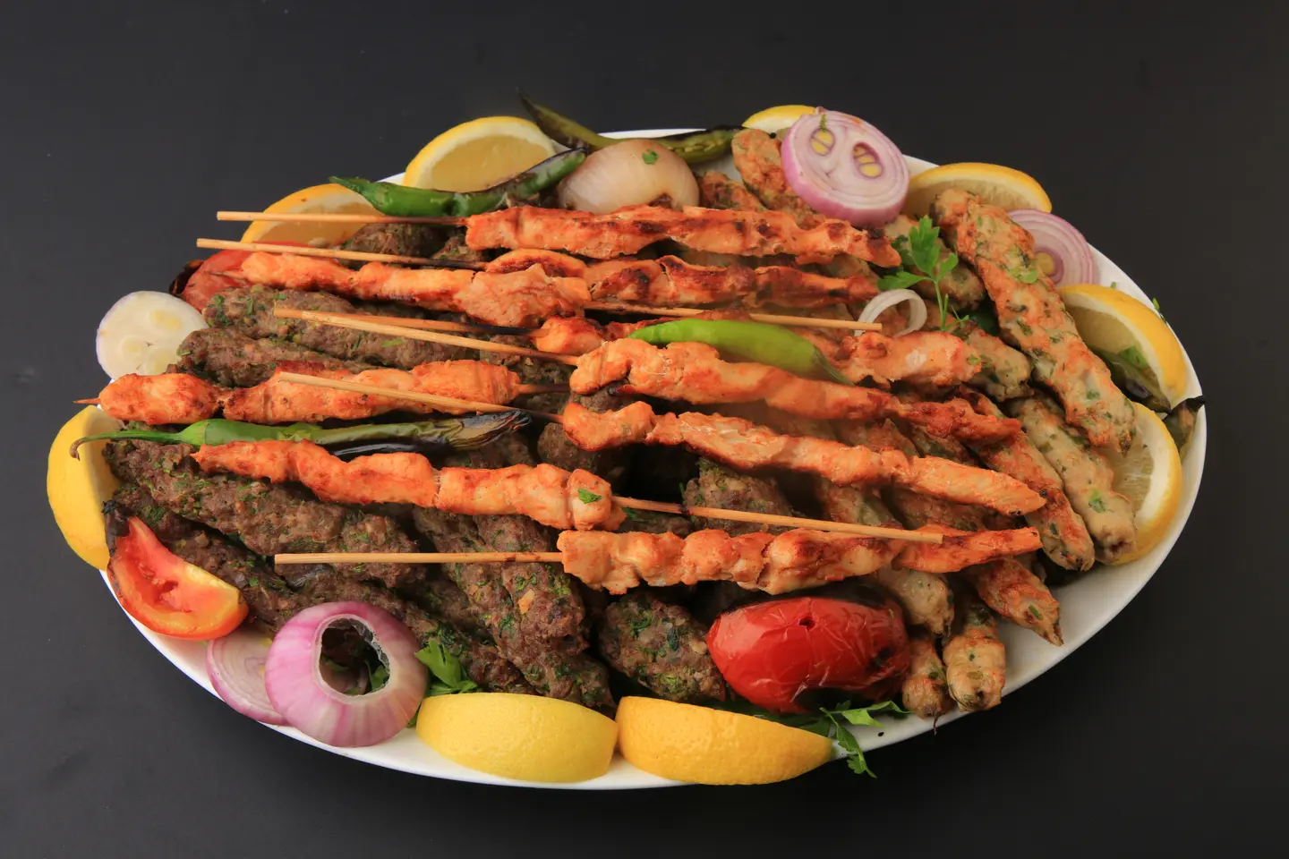 طبق الهجلة