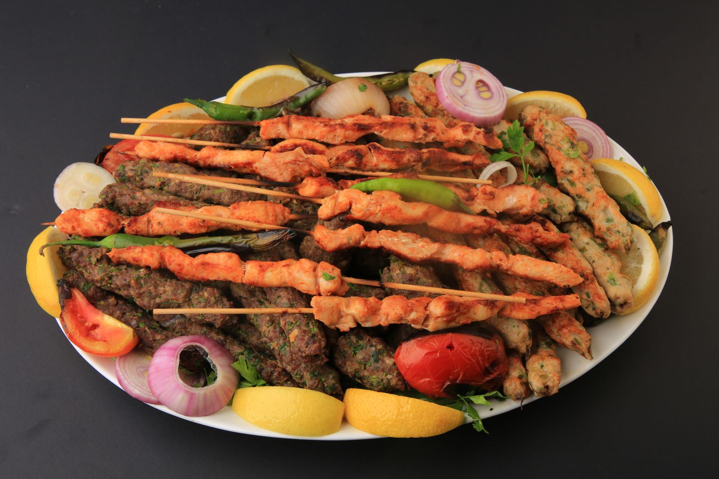 طبق الهجلة