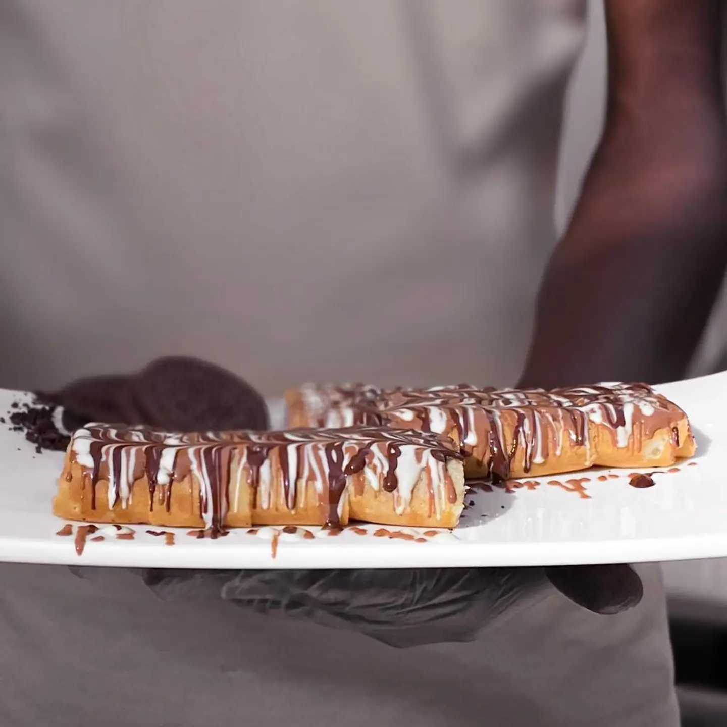 Crepe Roll With Belgian Chocolate And Oreo