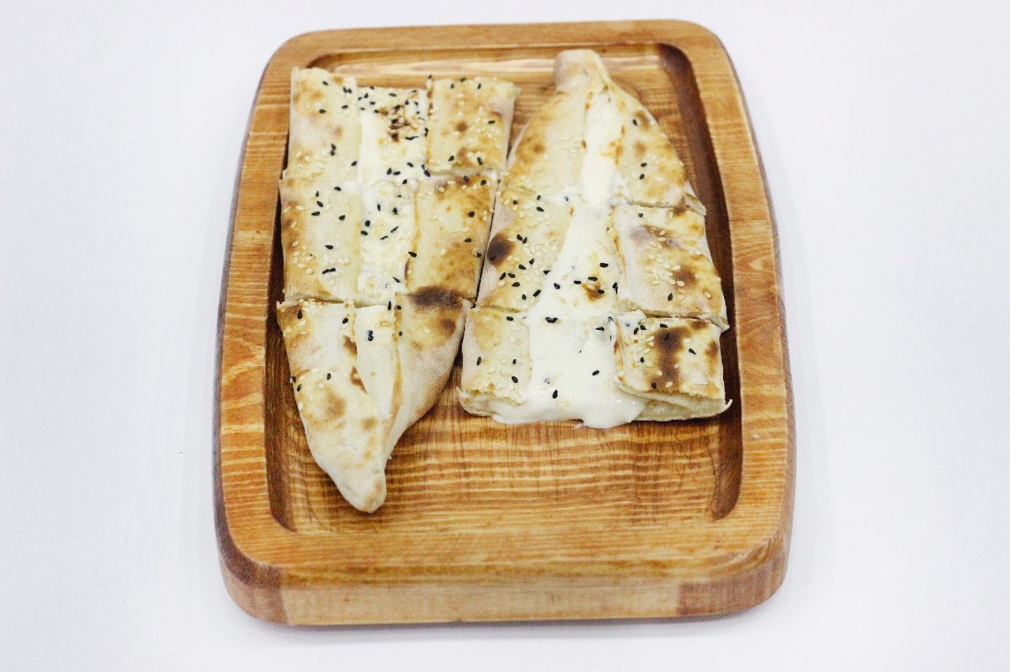 فطيرة جبنة حلوم