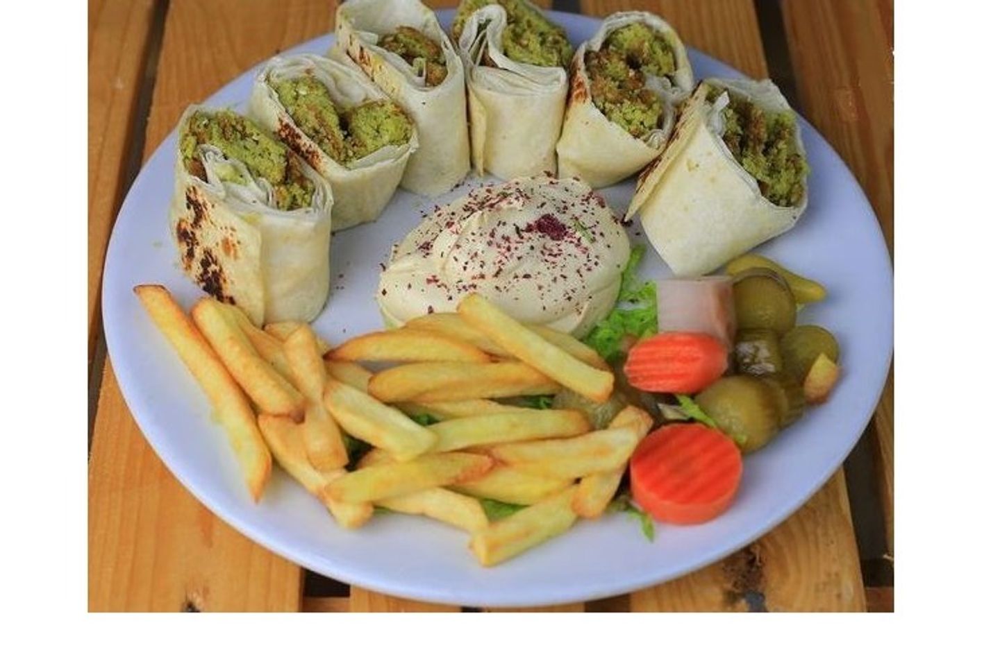صحن فلافل عربي