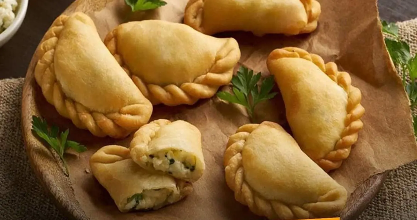 10 Chicken Dough Sambousah