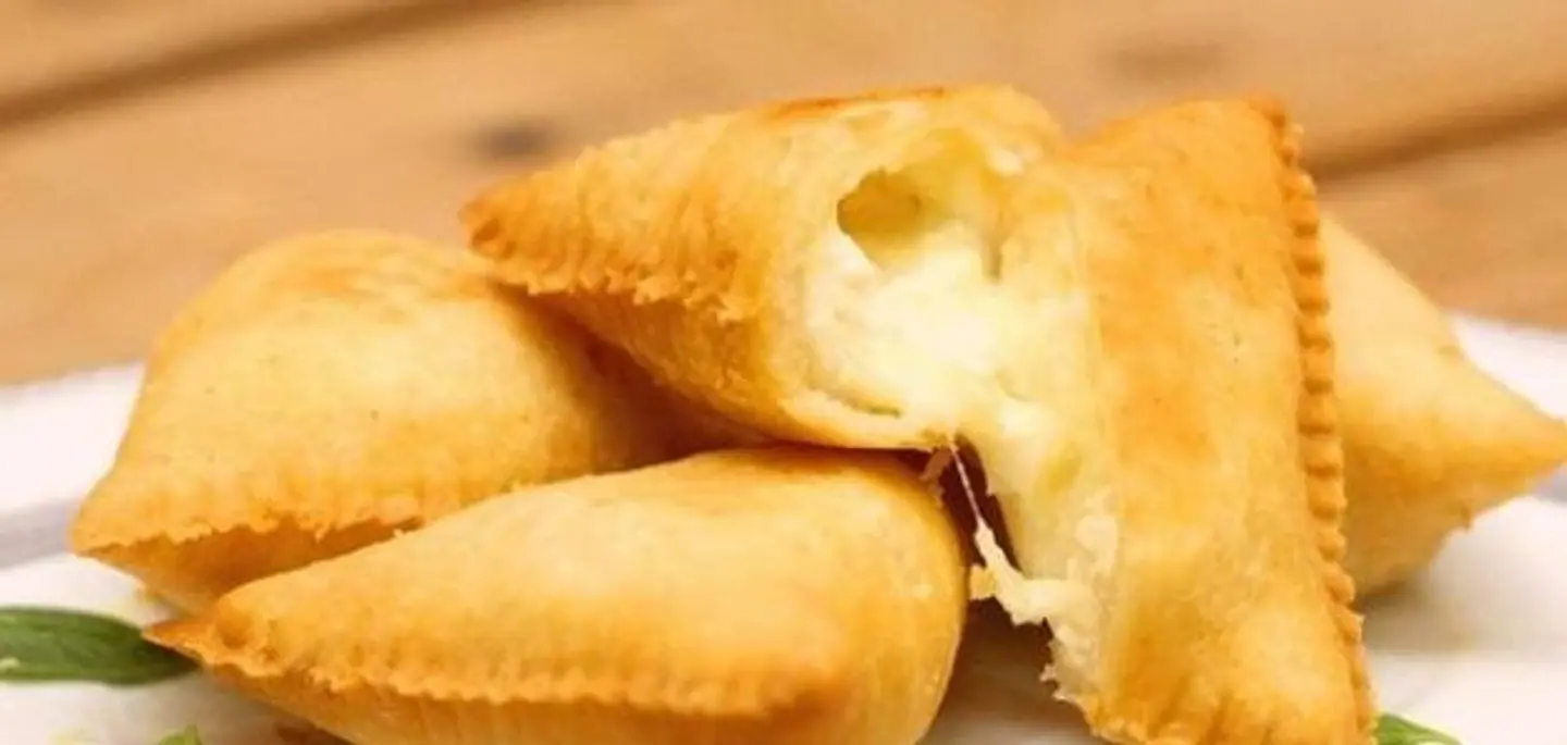 10 Cheese Dough Sambousah