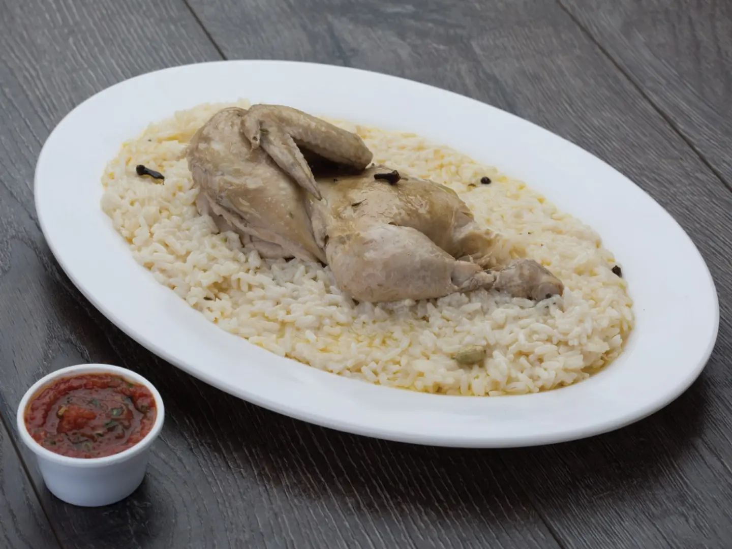 ارز سليق مع نصف حبة دجاج مظبي