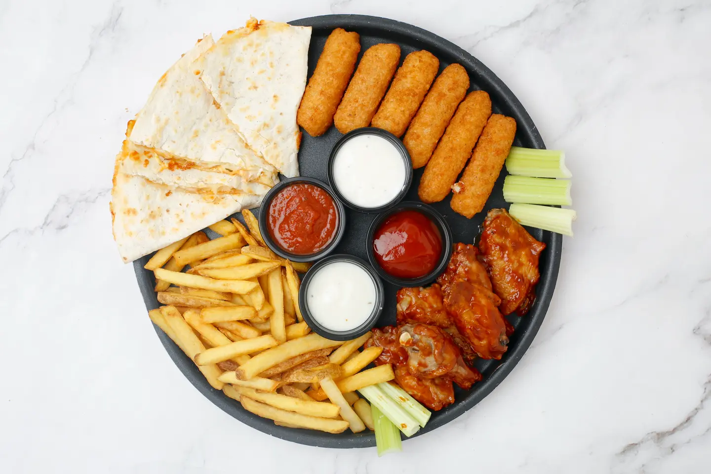 صحن مقبلات مشكل