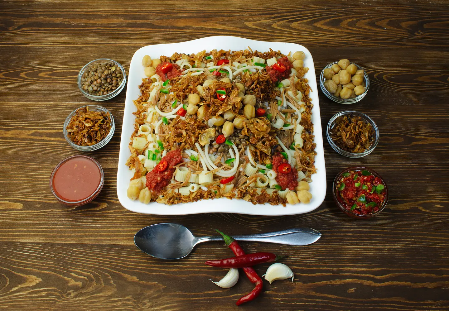 Koushari Albashawat Dish