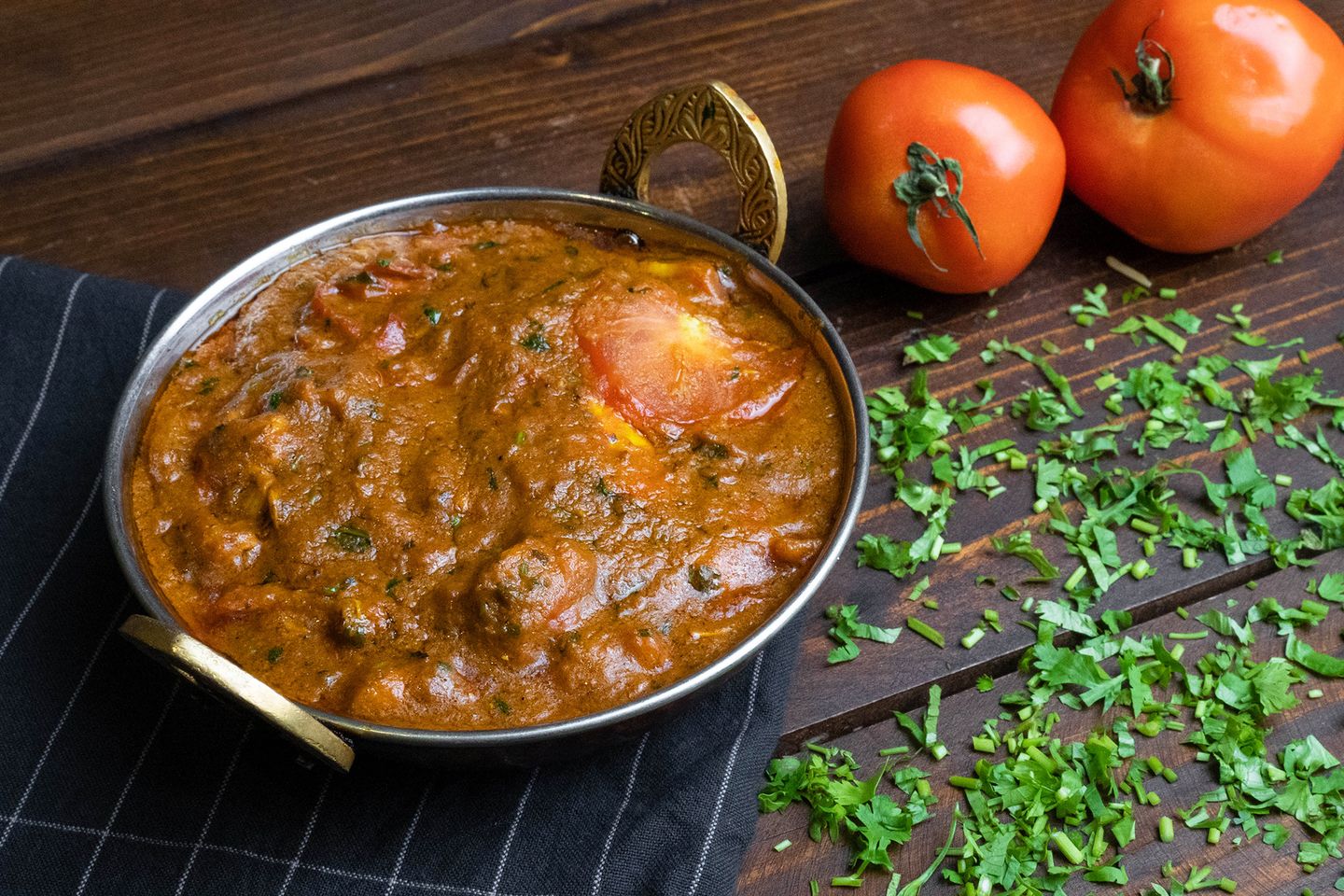طبق دمكا مرق