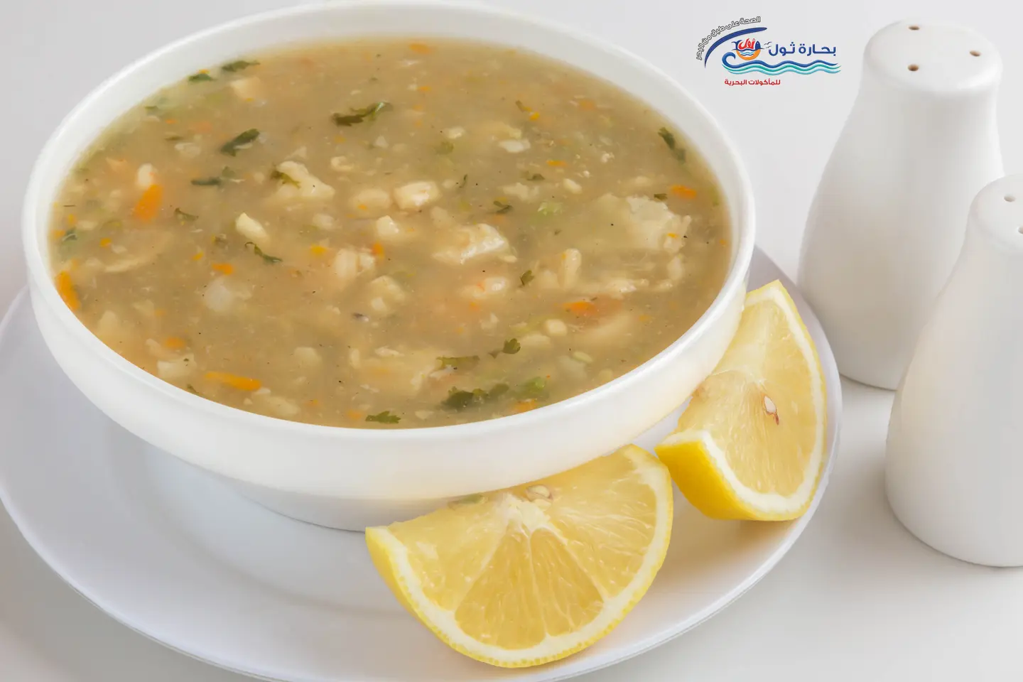 شوربة ثمار البحر بالخضار