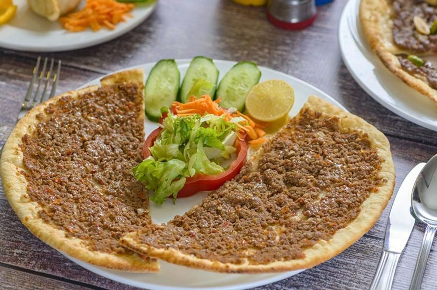 صفيحة وقت اللحوم - لحم