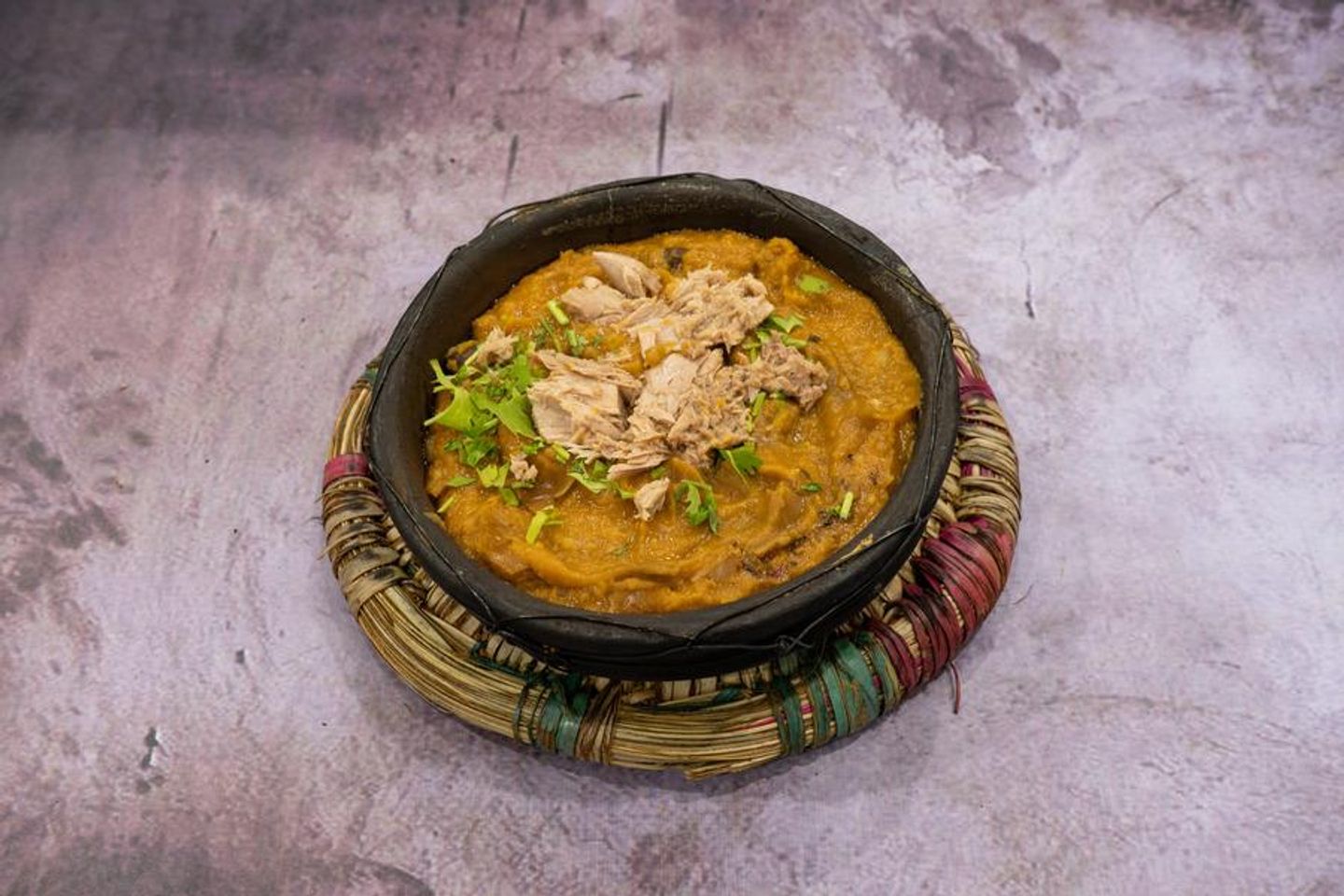 مخلوط بالجبن