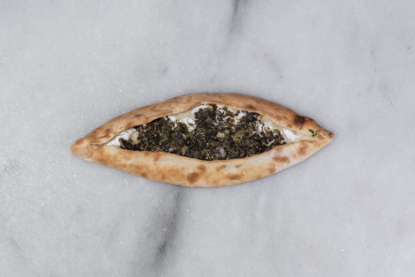 لبنة بالسبانخ - وسط
