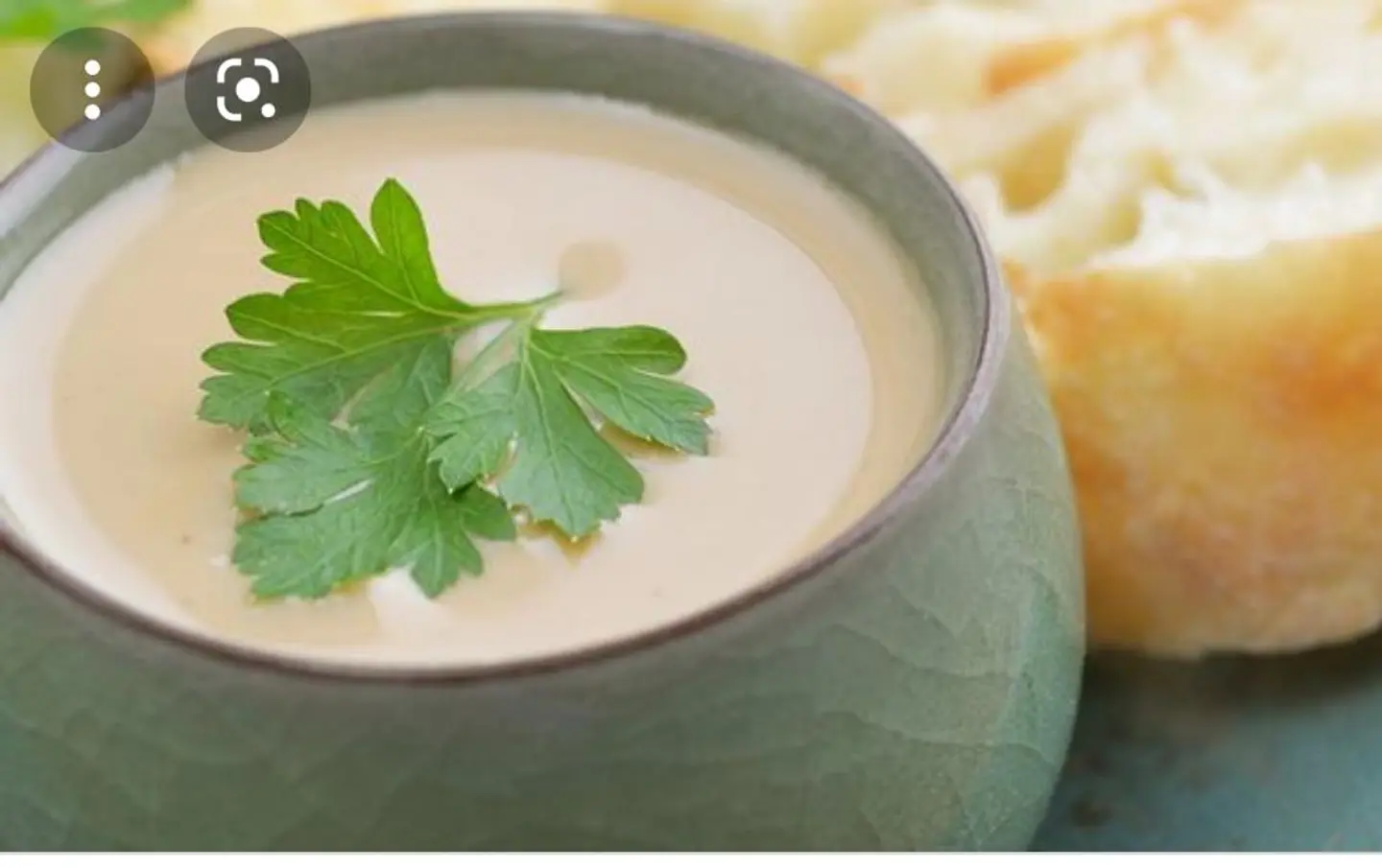 علبة طحينة