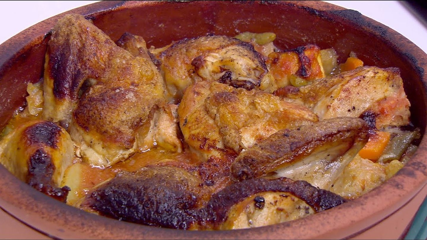 طاجن الخضروات المطهية مع الدجاج