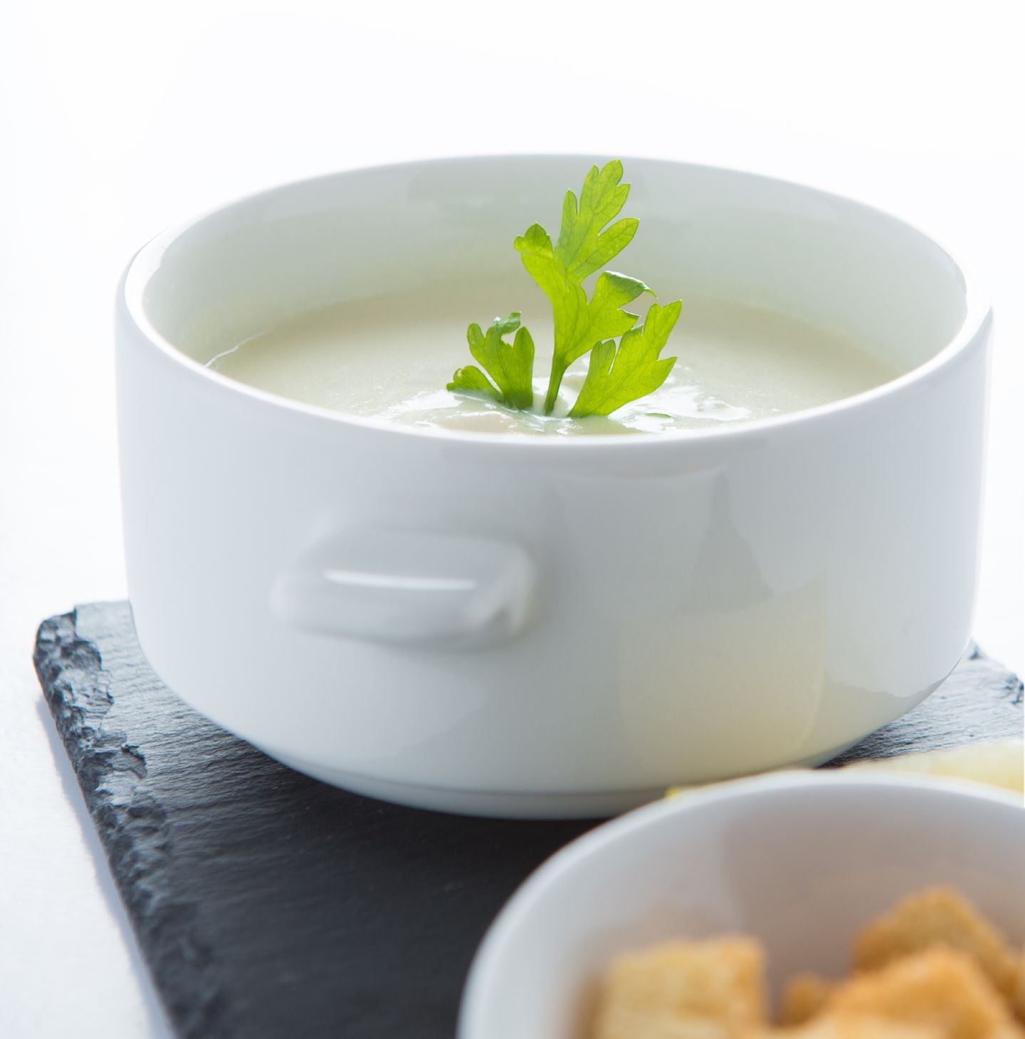 شوربة الدجاج