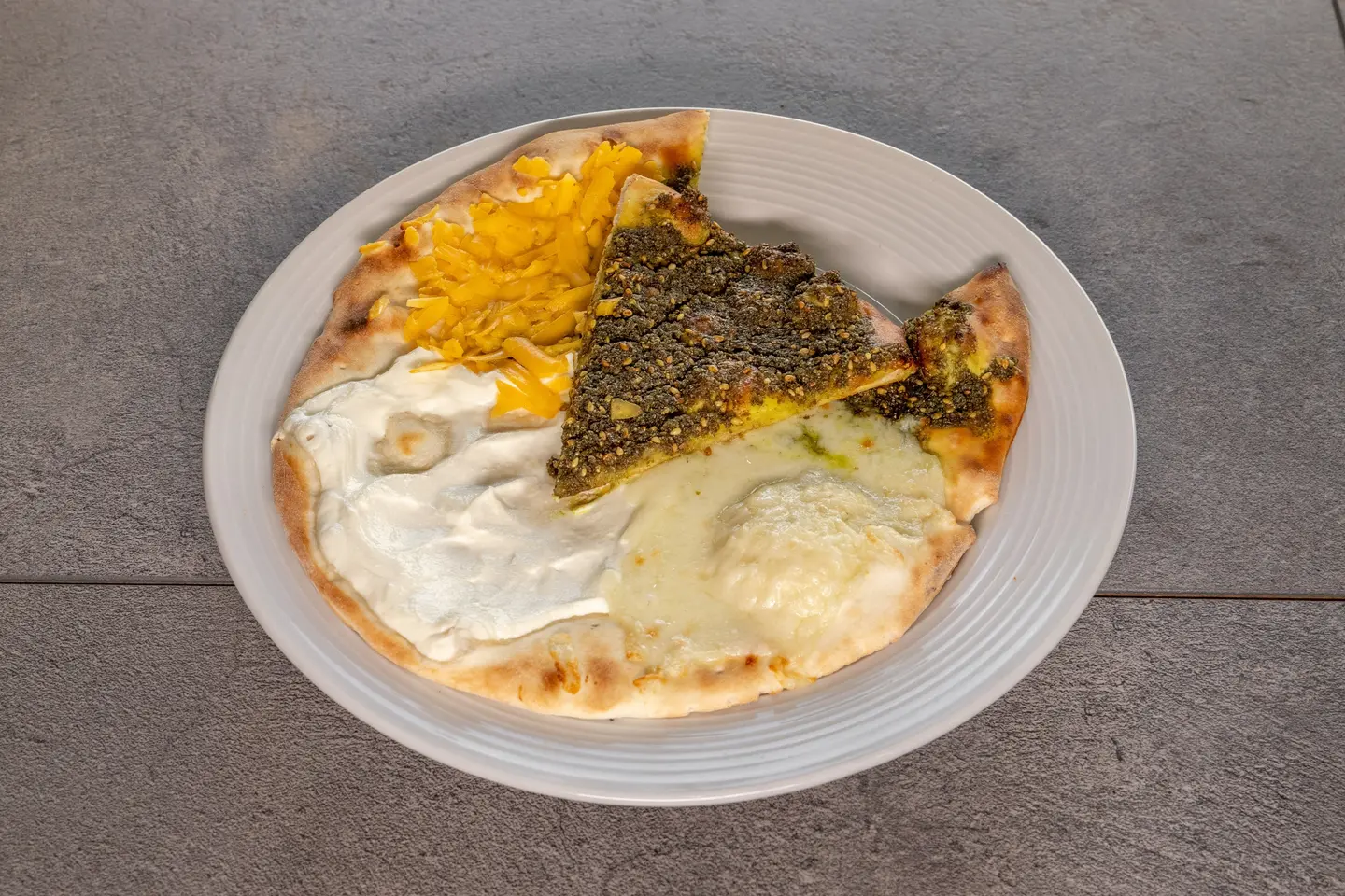 فطيرة لبنانية مشكلة