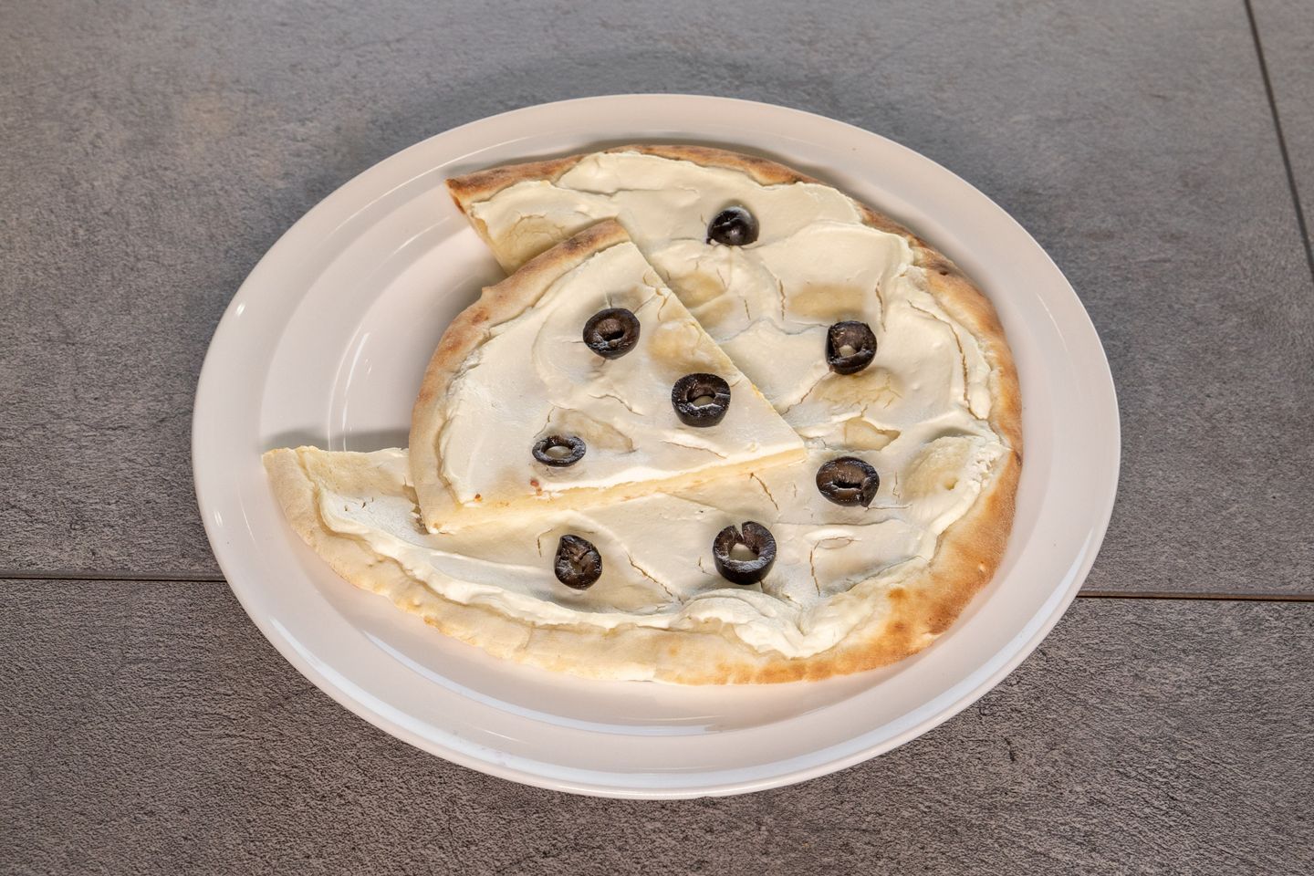 لبنة و زيتون