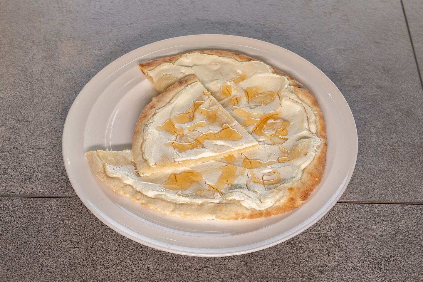 لبنة وعسل