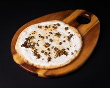 زعتر باللبنة