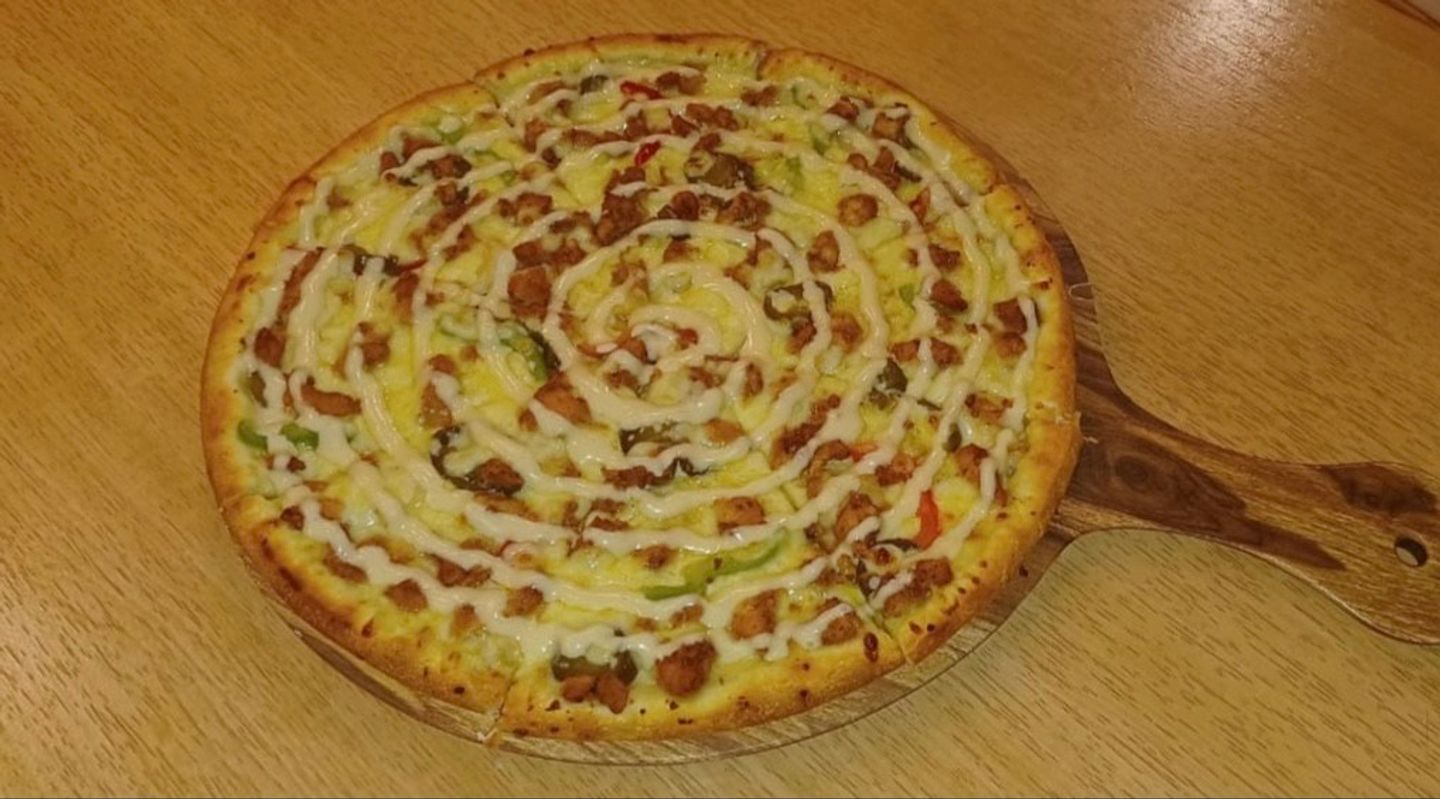 Spicy Ranch Chicken Pizza