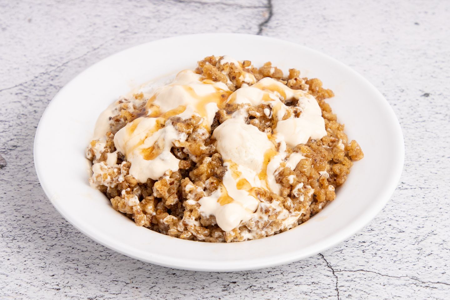 Cream Fatteh With Dates