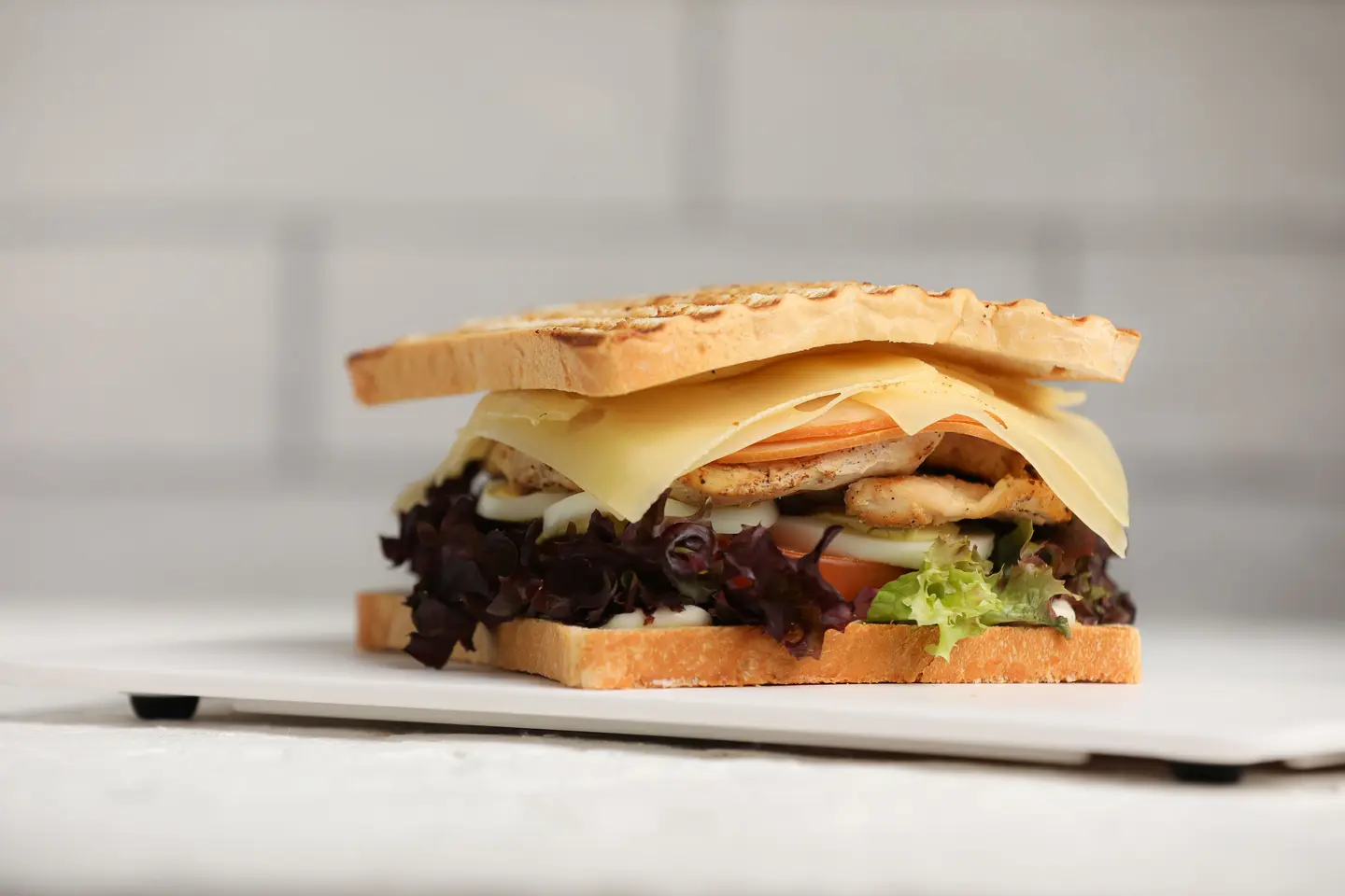 Doe's Club Sandwich