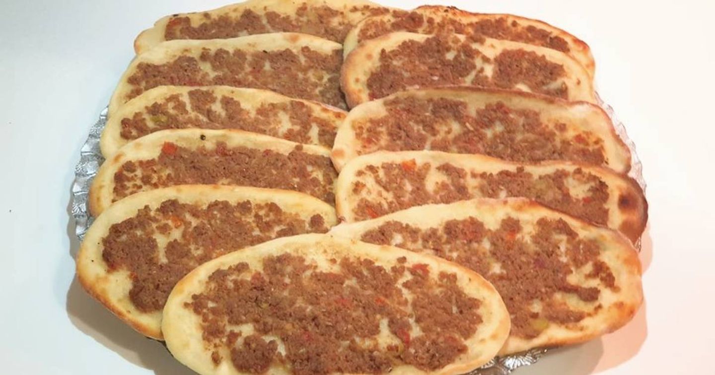 لحم بالعجين