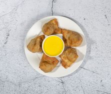 سمبوسة جبنة