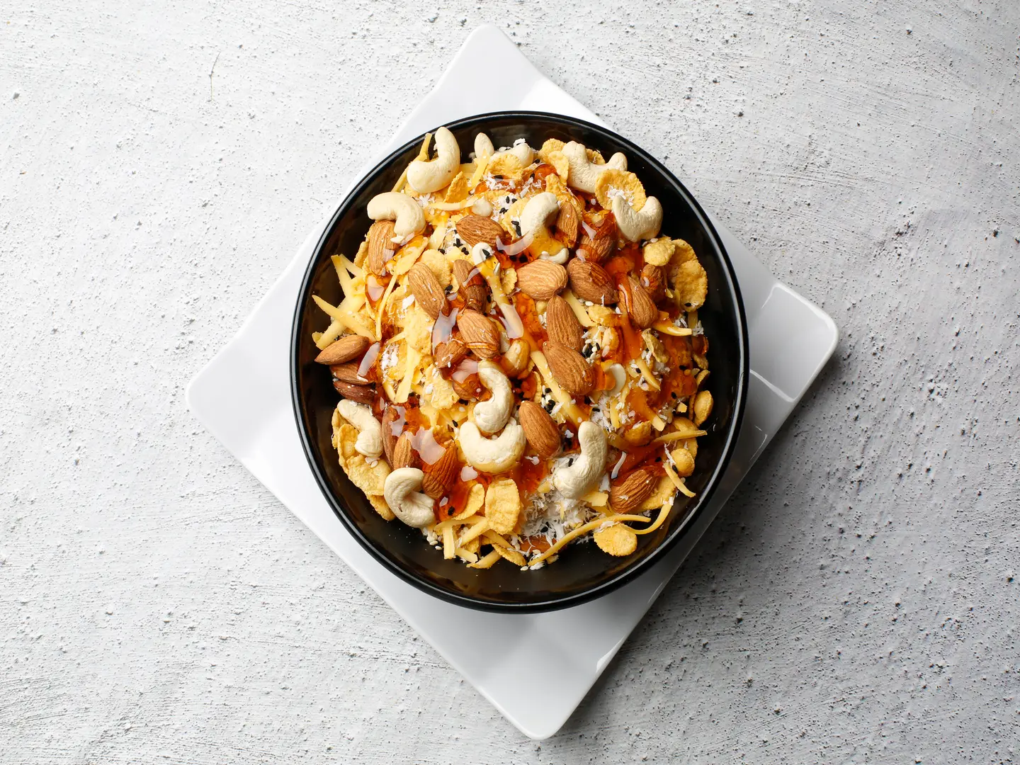 Masoub Araisi With Almonds